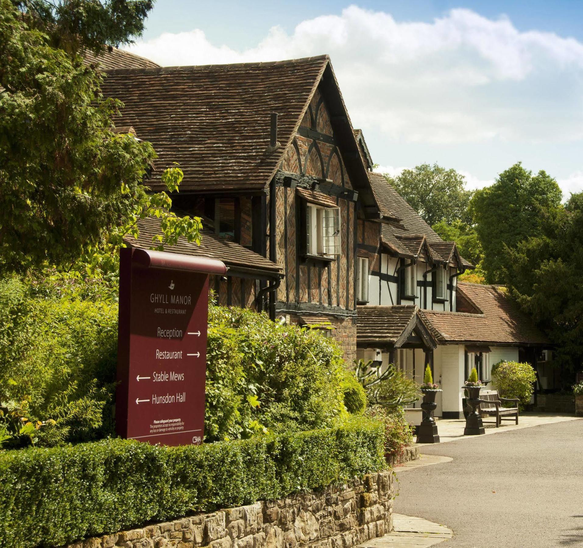 Ghyll Manor Country Hotel ホーシャム エクステリア 写真