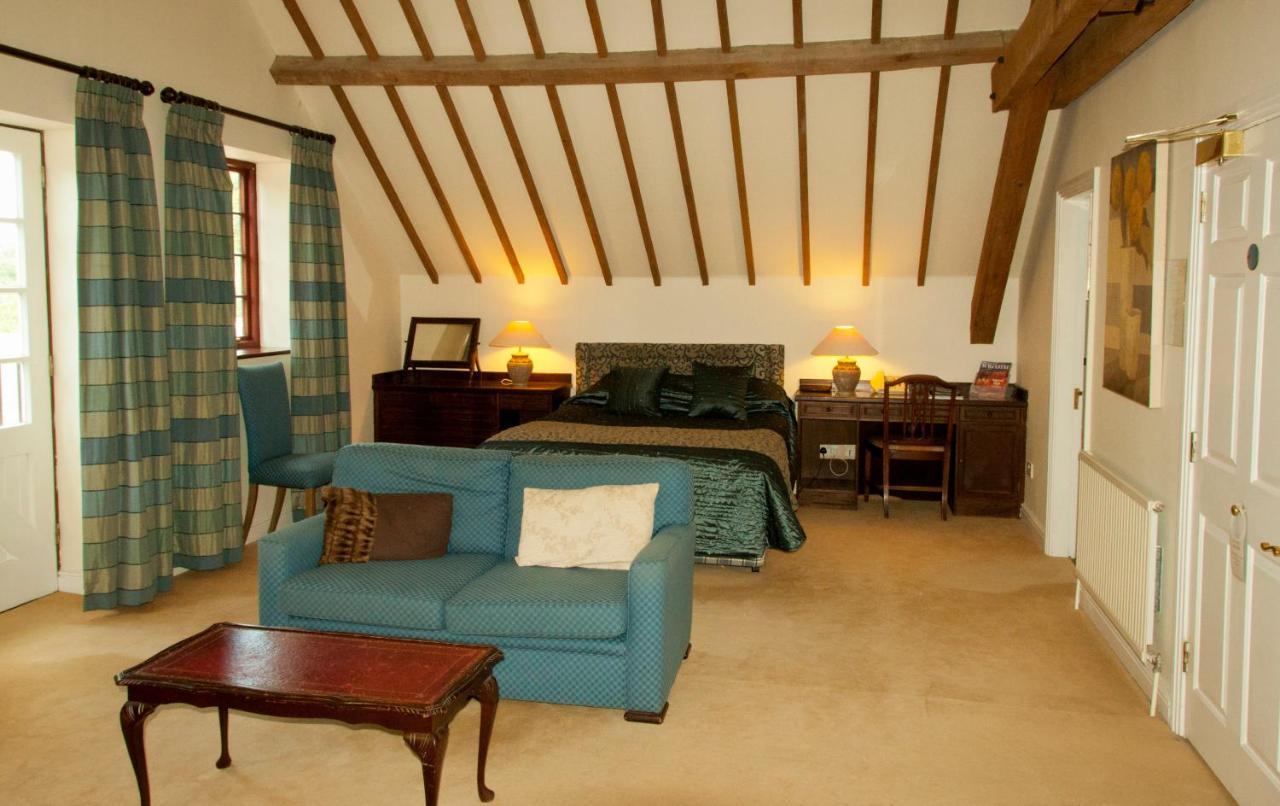 Ghyll Manor Country Hotel ホーシャム エクステリア 写真