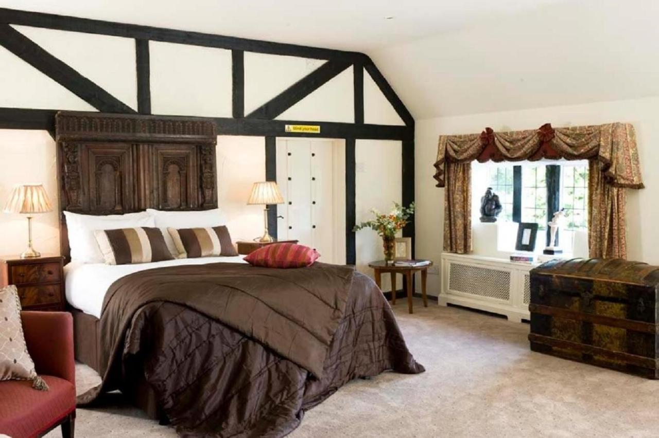 Ghyll Manor Country Hotel ホーシャム エクステリア 写真