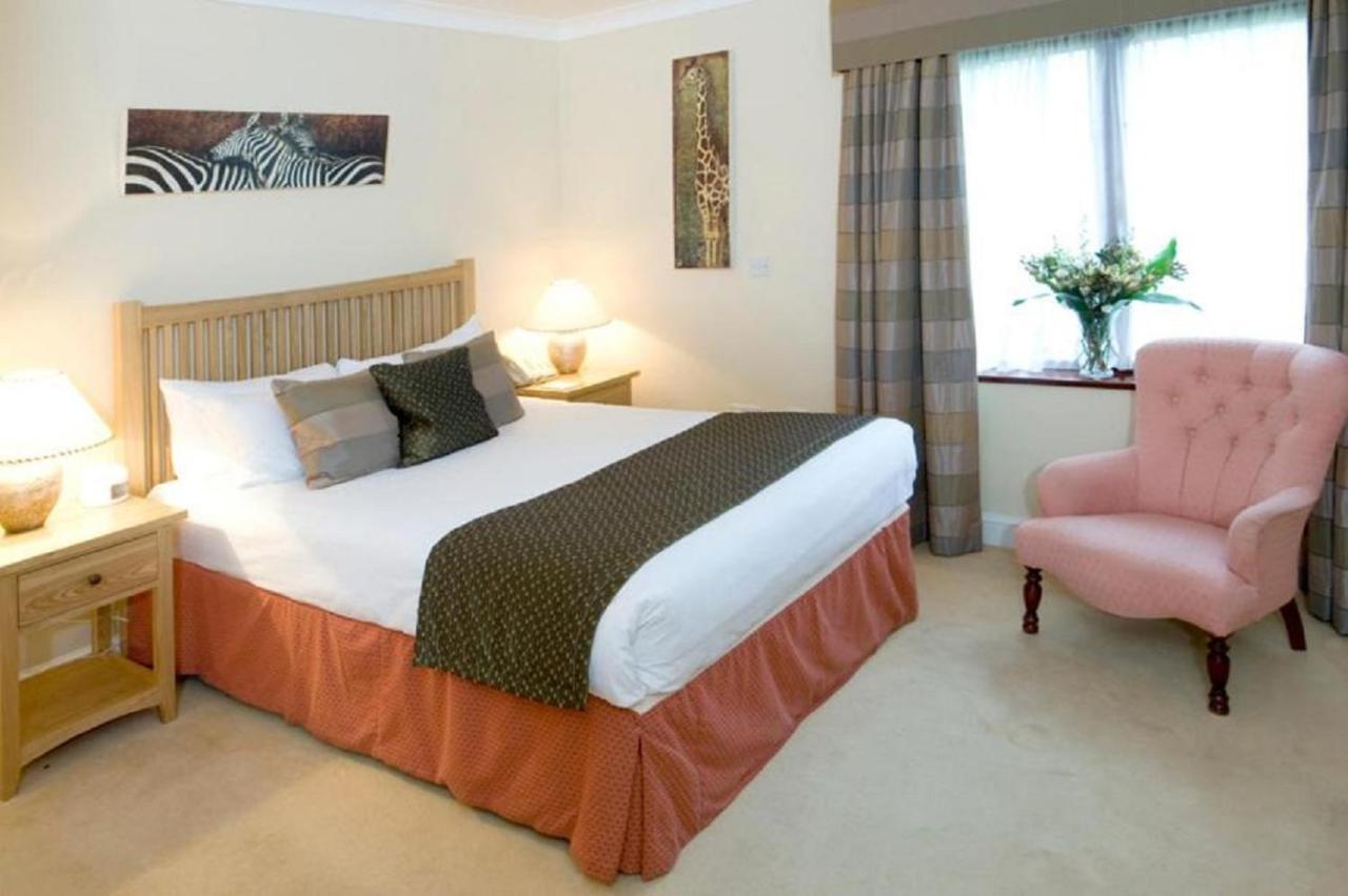 Ghyll Manor Country Hotel ホーシャム エクステリア 写真